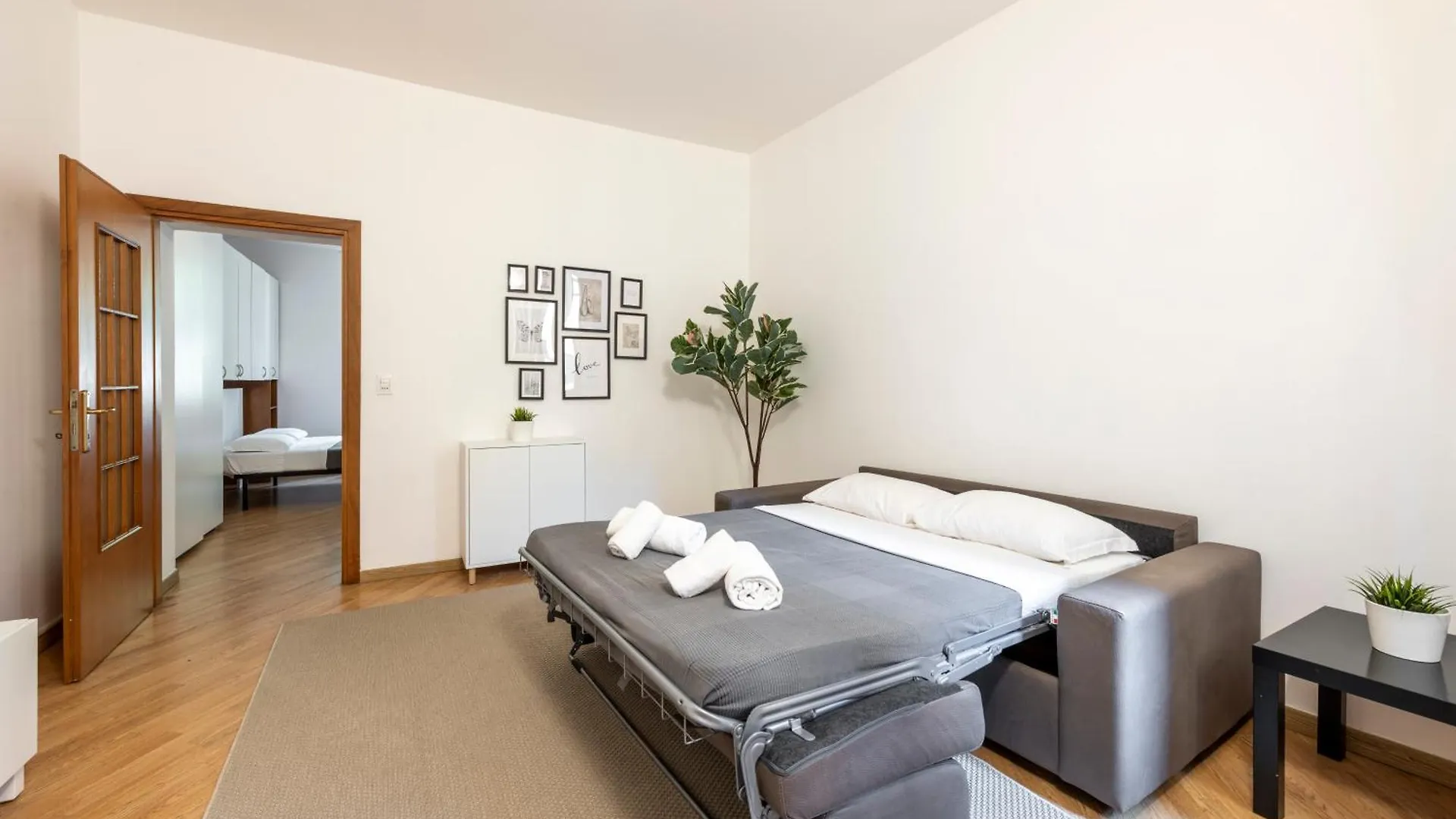 City Center Premuda - B Home Milan